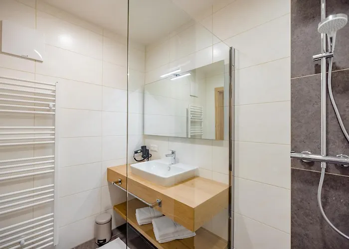 Gaestehaus Fiedlwirt بيت ريفي Obdach