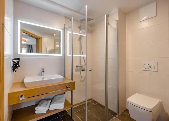 Gaestehaus Fiedlwirt 宾馆 *