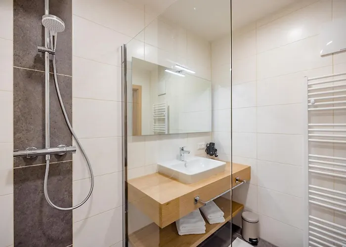 Gaestehaus Fiedlwirt بيت ريفي Obdach